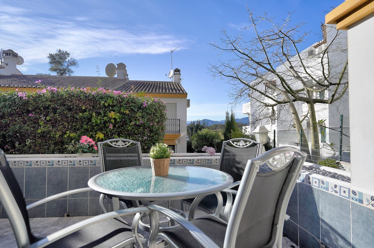 3 Bed Semi-Detached House in Mijas Golf à Mijas Golf — Maison mitoyenne