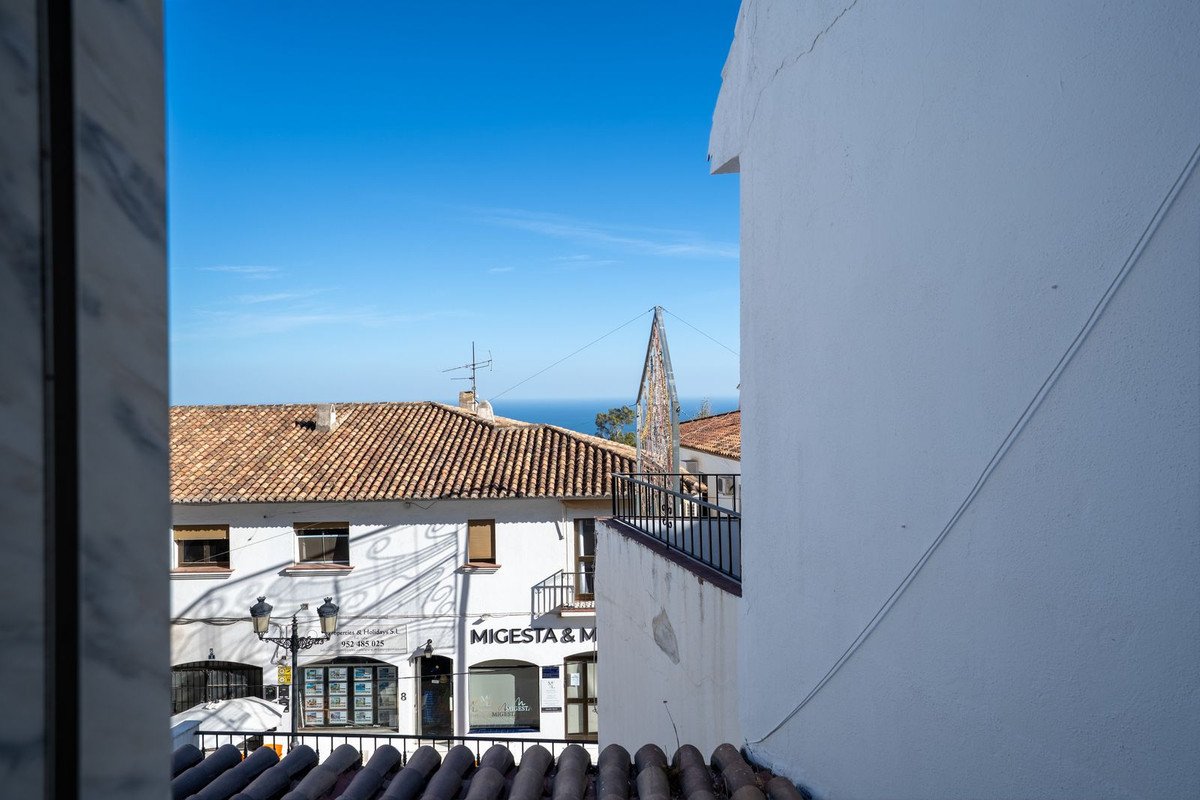 1 Bed Middle Floor Apartment in Mijas in Mijas — Apartment