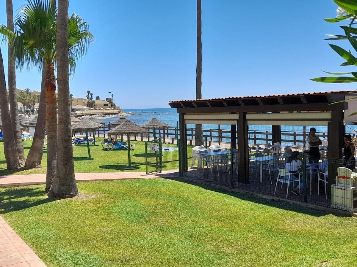 1 Bed Ground Floor Apartment in Calahonda in Calahonda, Apartment