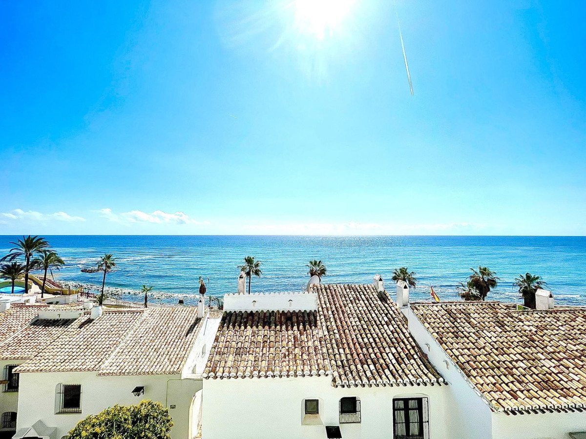 1 Bed Duplex in Calahonda