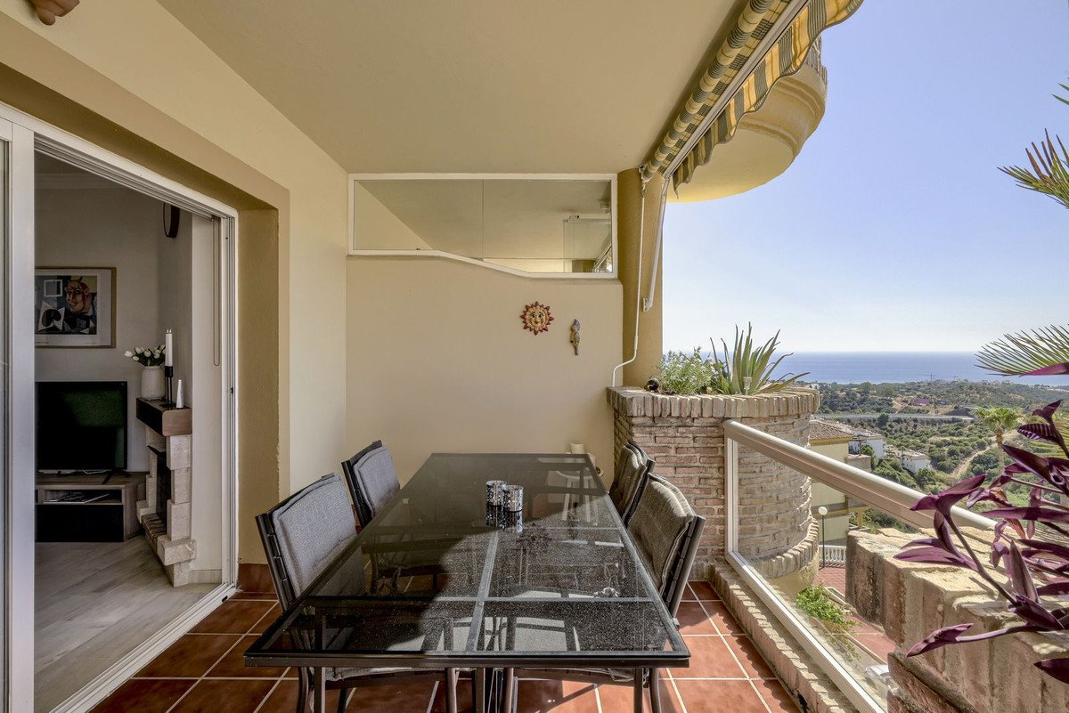 2 Bed Ground Floor Apartment in Calahonda in Calahonda, Apartment