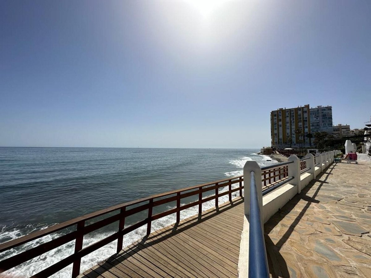 3 Bed Ground Floor Apartment in Calahonda in Calahonda, Apartment