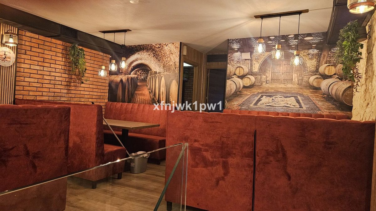 1 Bed Restaurant in Calahonda in Calahonda, 