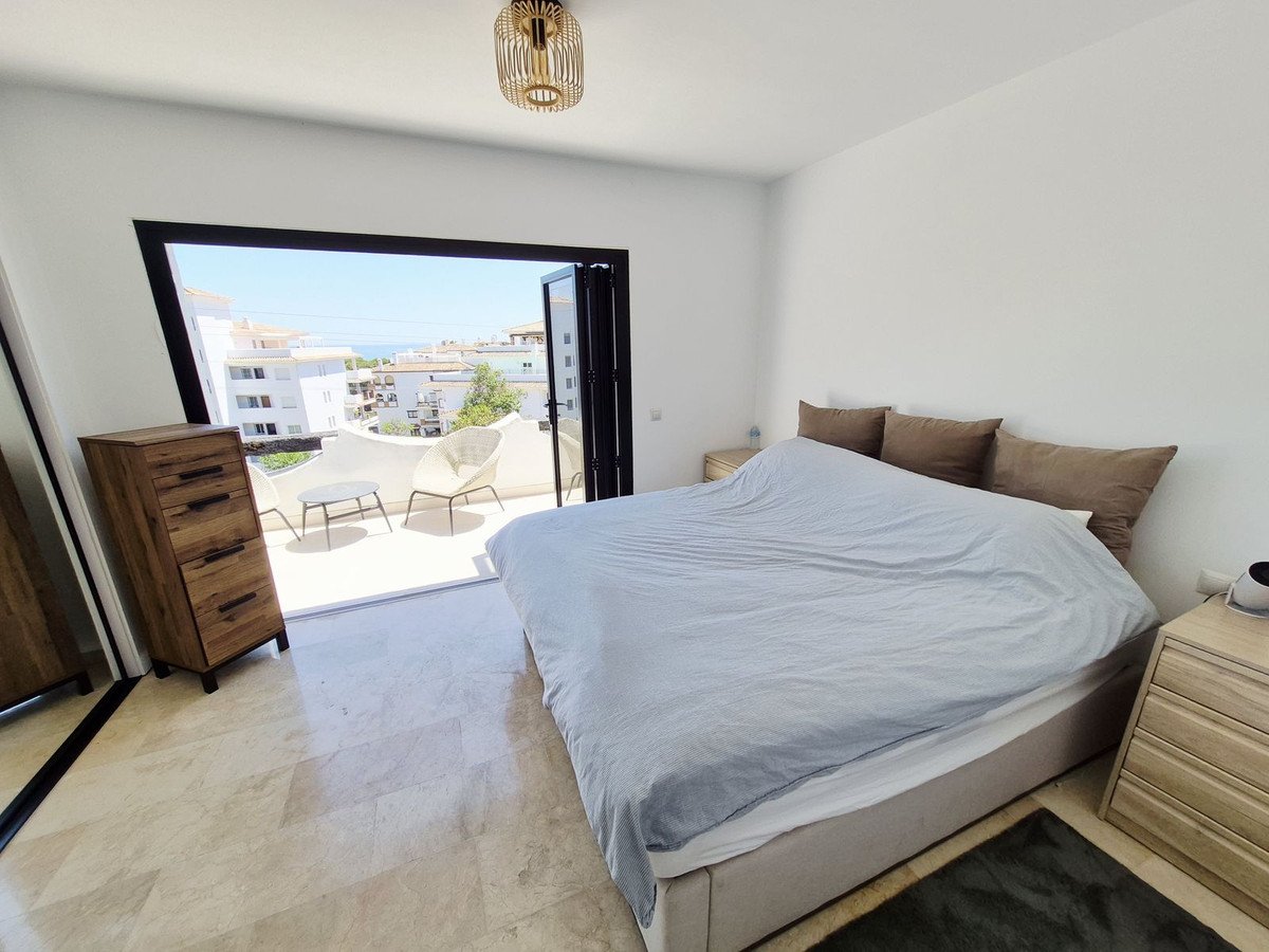 2 Bed بيت مدينة in Calahonda في Calahonda, تاونهاوس