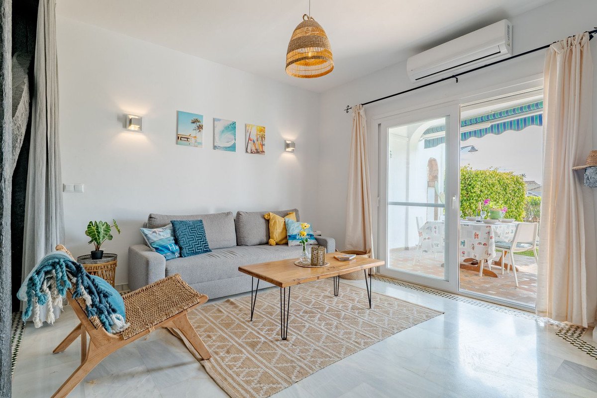 2 Bed Townhouse in Calahonda in Calahonda, Townhouse