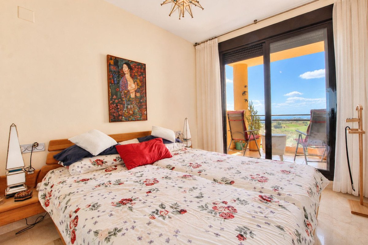 2 Bed Tussenverdieping Appartement in Calanova Golf in Calanova Golf, Appartement