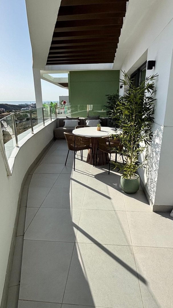3 Bed Middle Floor Apartment in Calanova Golf in Calanova Golf, Apartment