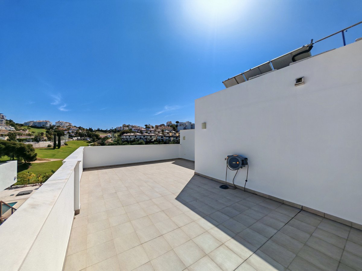 3 Bed Halfvrijstaand Huis in Riviera del Sol in Riviera del Sol, 