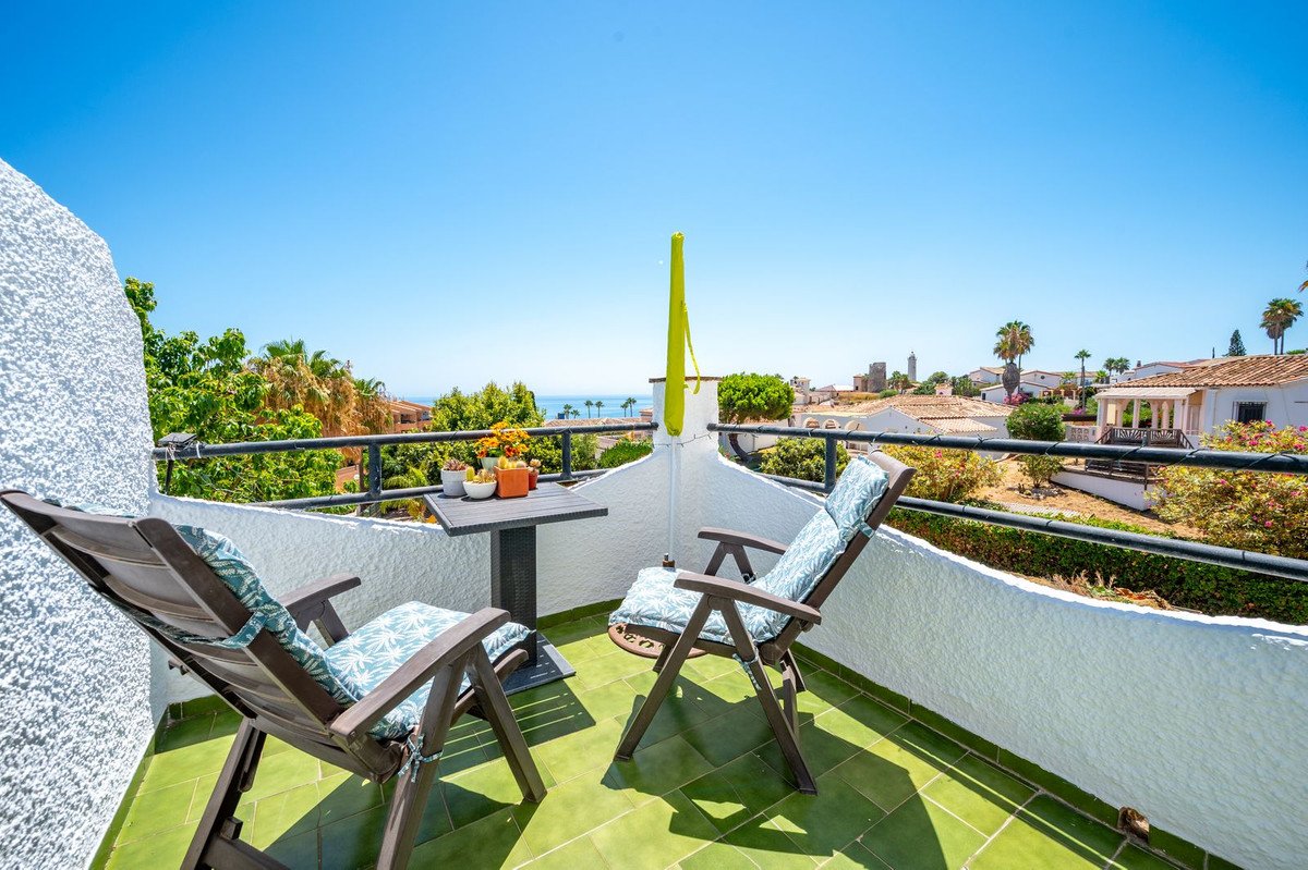 2 Bed मध्य मंजिल अपार्टमेंट in El Faro