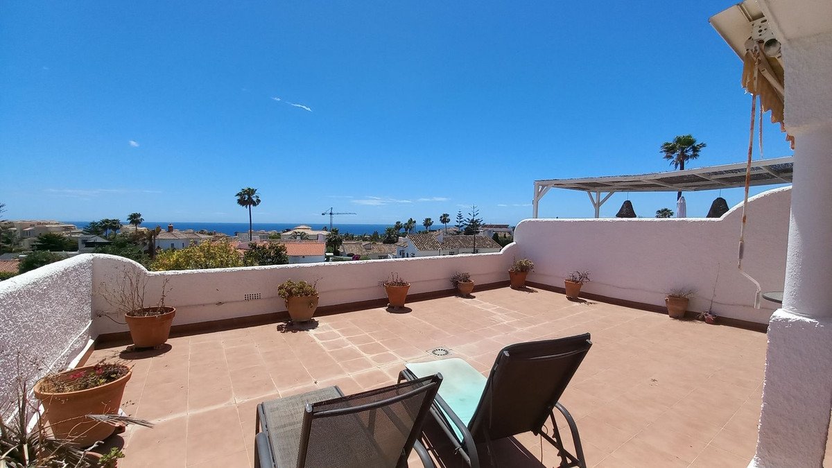 2 Bed Middle Floor Apartment in El Faro in El Faro, Apartment