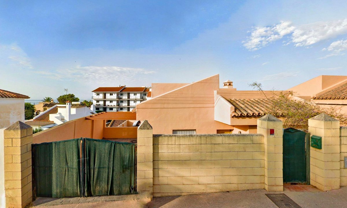 33 photo
