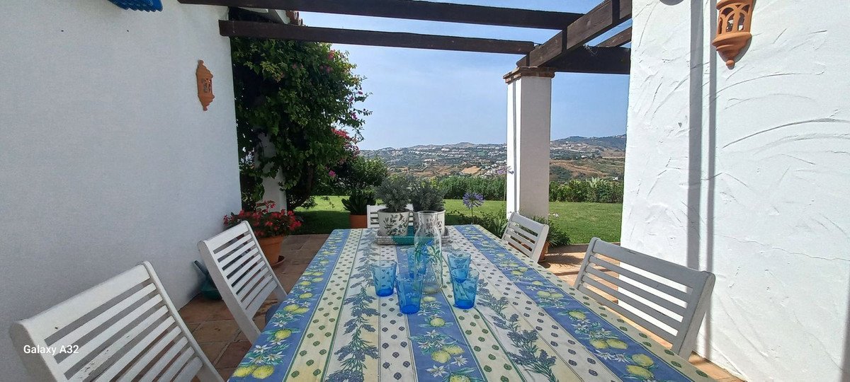 4 Bed مزرعة فينكا in Entrerrios في La Cala de Mijas, 