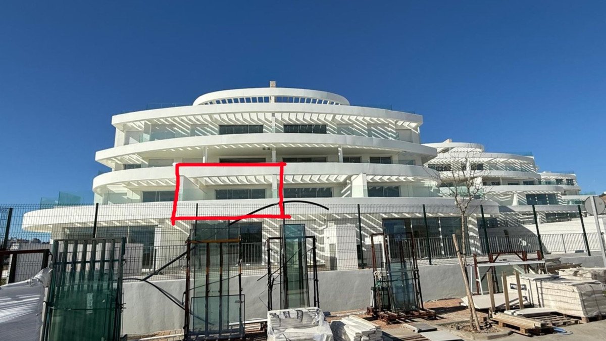 1 Bed شقة في الطابق الأوسط in La Cala de Mijas في La Cala de Mijas, شقة