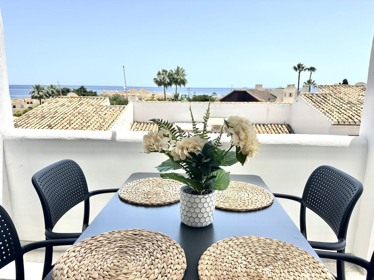 2 Bed Middle Floor Apartment in La Cala de Mijas in La Cala de Mijas, Apartment