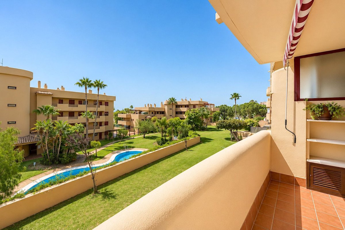 2 Bed Middle Floor Apartment in La Cala de Mijas in La Cala de Mijas, Apartment