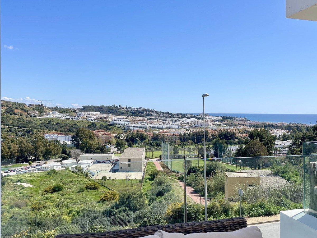 3 Bed Tussenverdieping Appartement in La Cala de Mijas in La Cala, Appartement