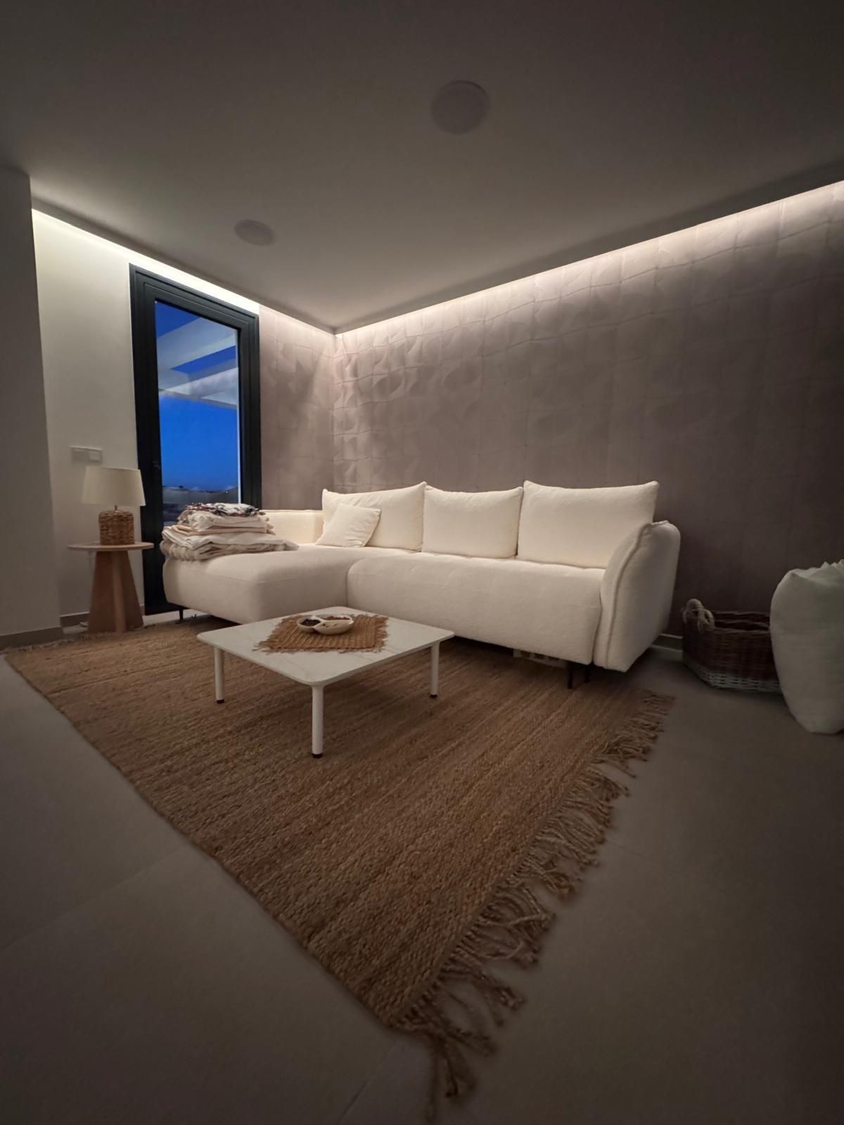 2 Bed بنتهاوس in La Cala de Mijas في La Cala de Mijas, بنتهاوس