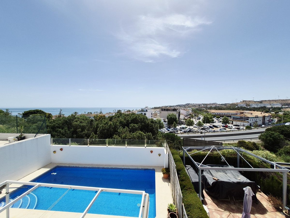 3 Bed Halfvrijstaand Huis in La Cala de Mijas in La Cala de Mijas, 