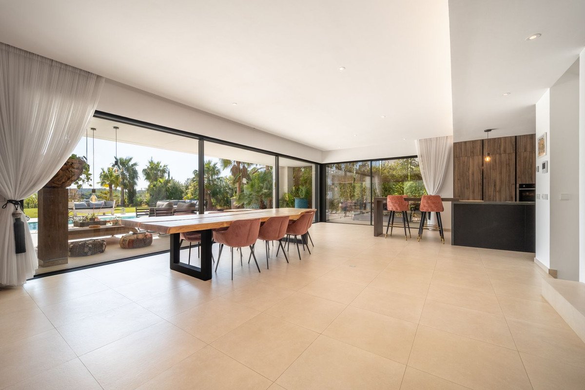 4 Bed Freistehende Villa in La Cala Golf