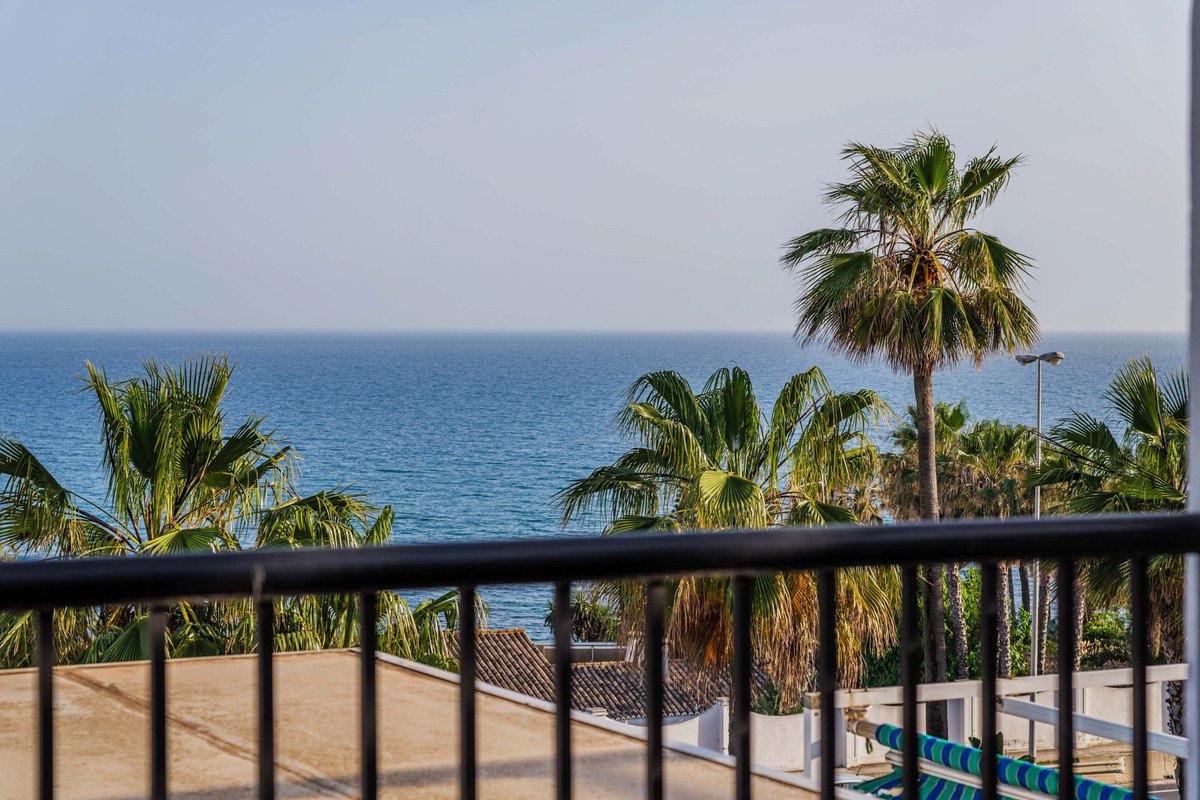 2 Bed Tussenverdieping Appartement in La Cala de Mijas in La Cala de Mijas, Appartement