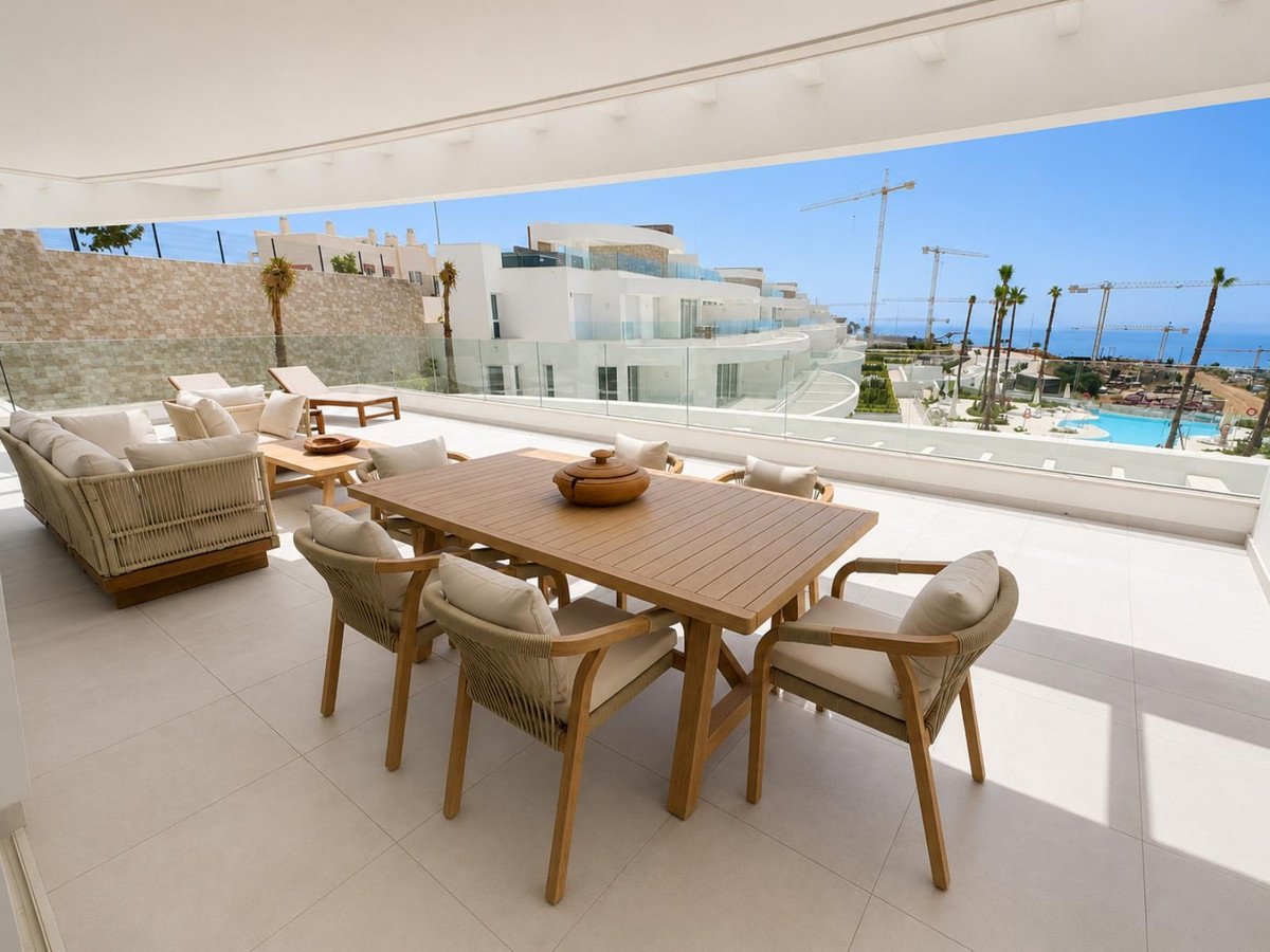 3 Bed Middle Floor Apartment in La Cala de Mijas in La Cala de Mijas, Apartment