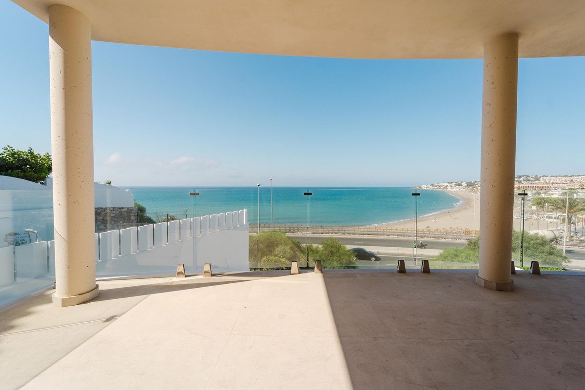 4 Bed Detached Villa in La Cala in La Cala, Detached Villa