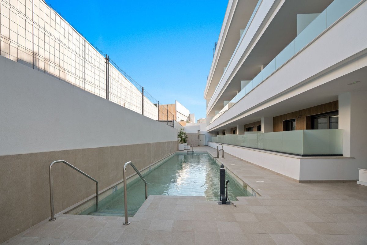 2 Bed Tussenverdieping Appartement in Las Lagunas in Las Lagunas, Appartement