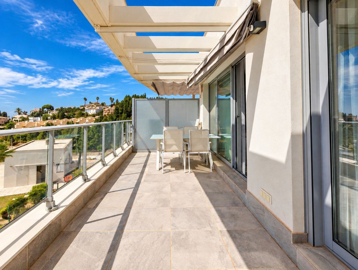 2 Bed Middle Floor Apartment in Las Lagunas in Las Lagunas, Apartment