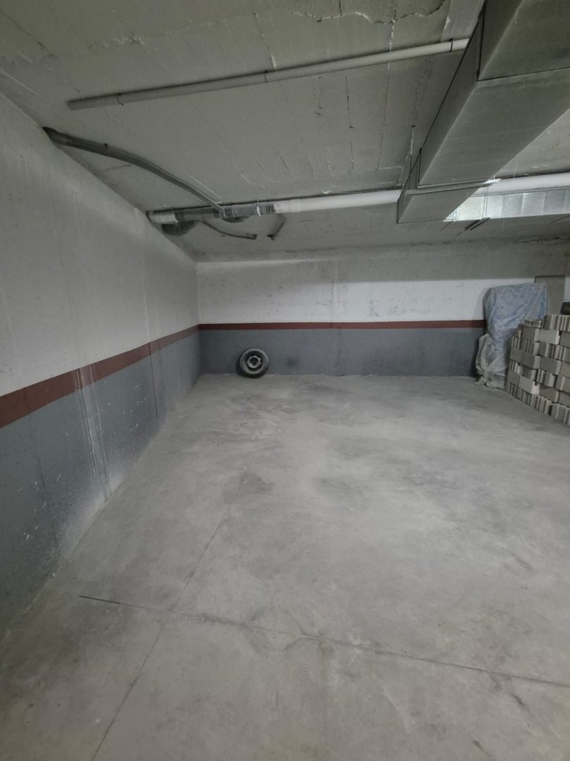 Garage in Las Lagunas in Las Lagunas, Garage