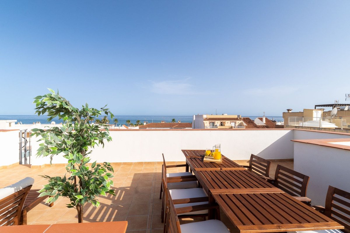 17 Bed مجمع سكني in Mijas Costa في Mijas Costa, مجمع شقق