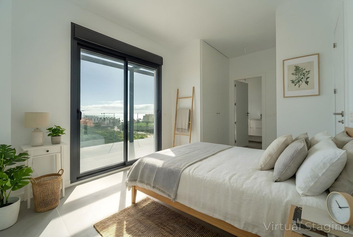 2 Bed شقة في الطابق الأوسط in Mijas Costa في Mijas Costa, شقة