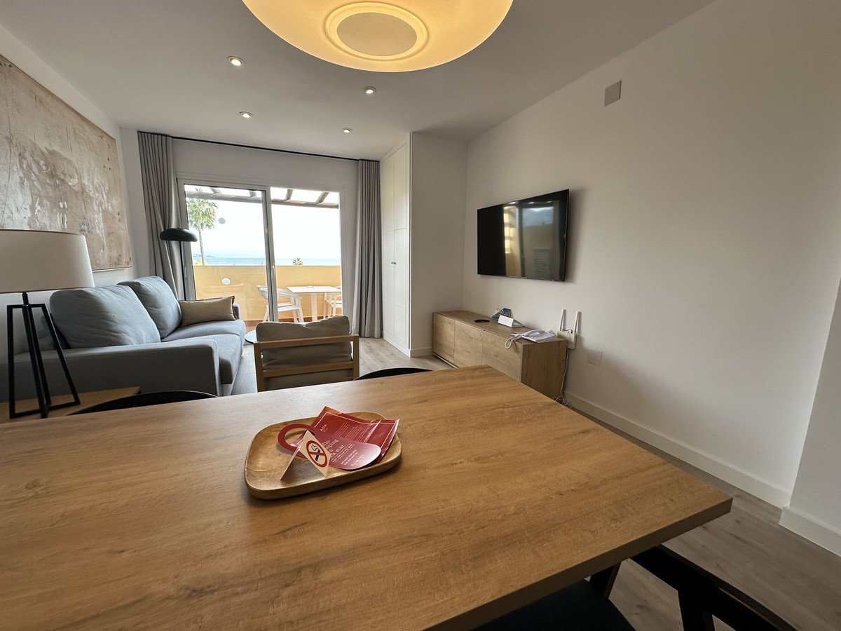 2 Bed بيت مدينة in Mijas Costa في Mijas Costa, تاون هاوس