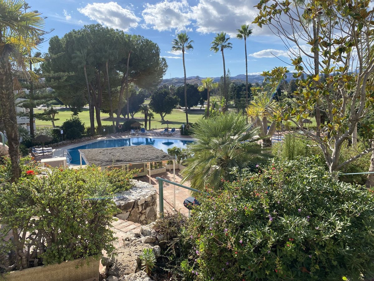 3 Bed شقة في الطابق الأرضي in Mijas في Mijas, شقة