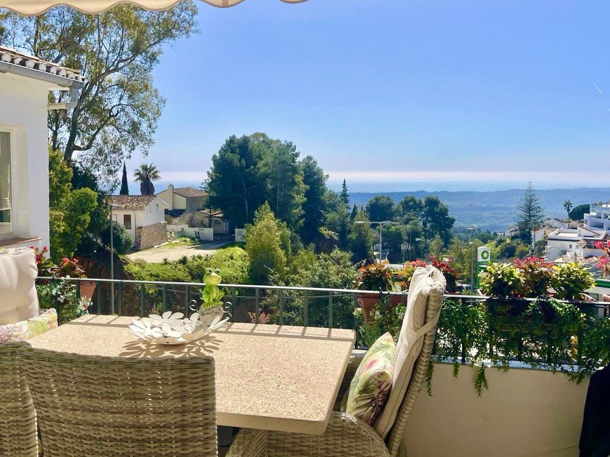 2 Bed Bovenste Verdieping Appartement in Mijas in Mijas, Appartement