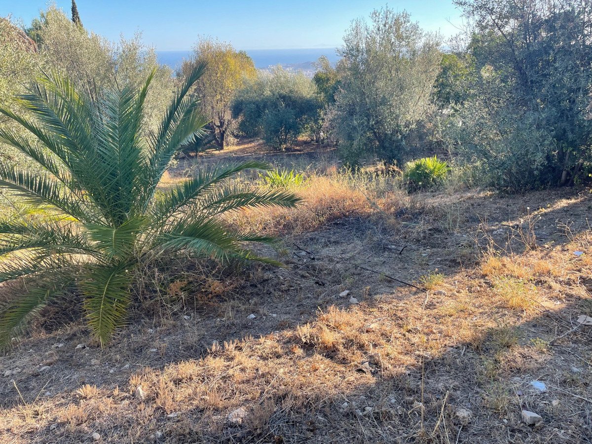 Land in Mijas في Mijas, أرض
