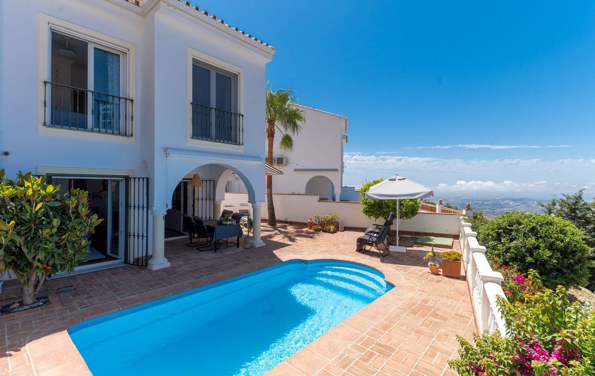 3 Bed Rijtjeshuis in Mijas in Mijas, Geschakelde woning