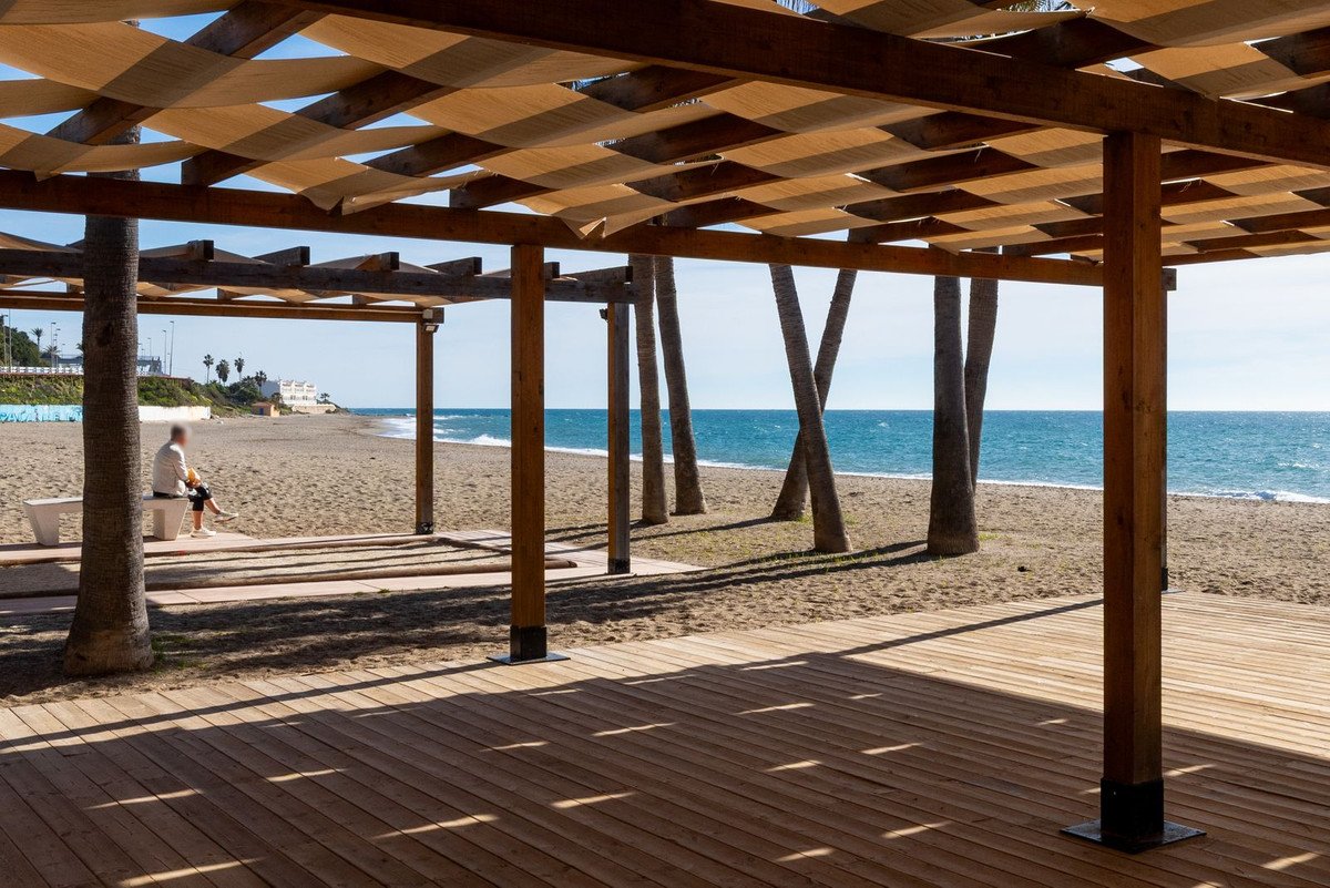 3 Bed Eilinis namas in Mijas