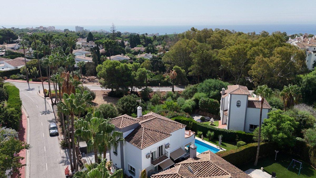 4 Bed Detached Villa in Mijas Costa in Mijas Costa, Detached Villa