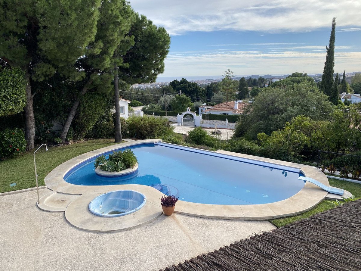 4 Bed فيلا مستقلة in Mijas في Mijas, فيلا مستقلة