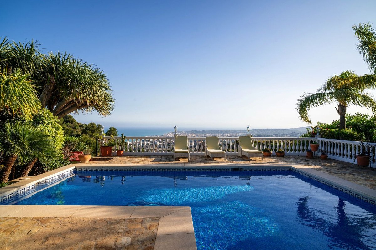 6 Bed Vrijstaande Villa in Mijas in Mijas, 