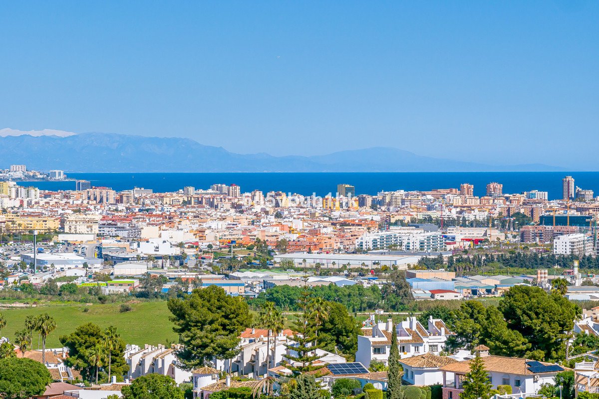 8 Bed فيلا مستقلة in Mijas في Mijas, 