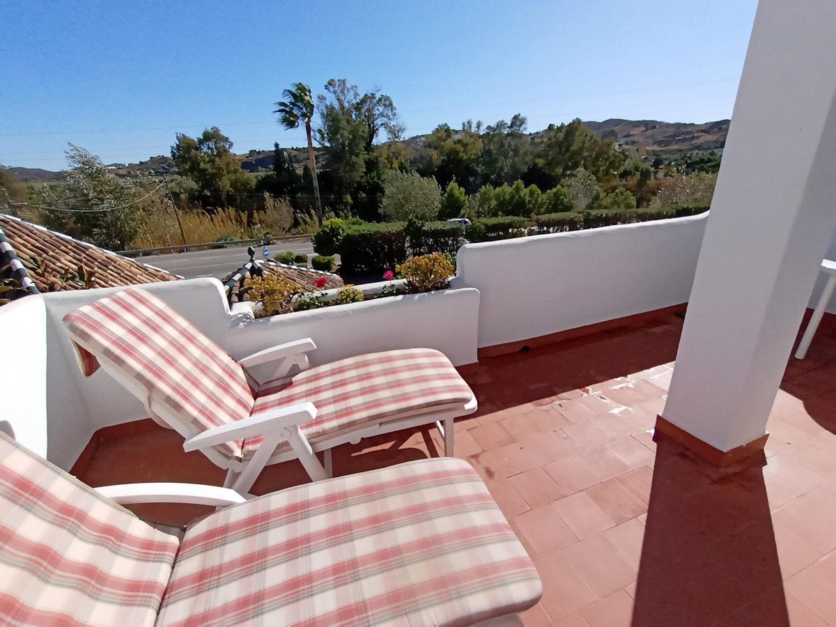2 Bed شقة في الطابق الأوسط in Mijas Golf في Mijas Golf, 