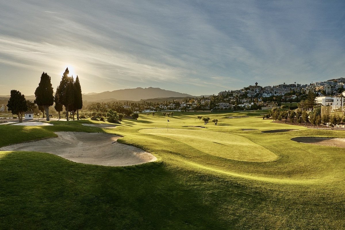 3 Bed بيت مدينة in Mijas Golf في Mijas Golf, تاون هاوس