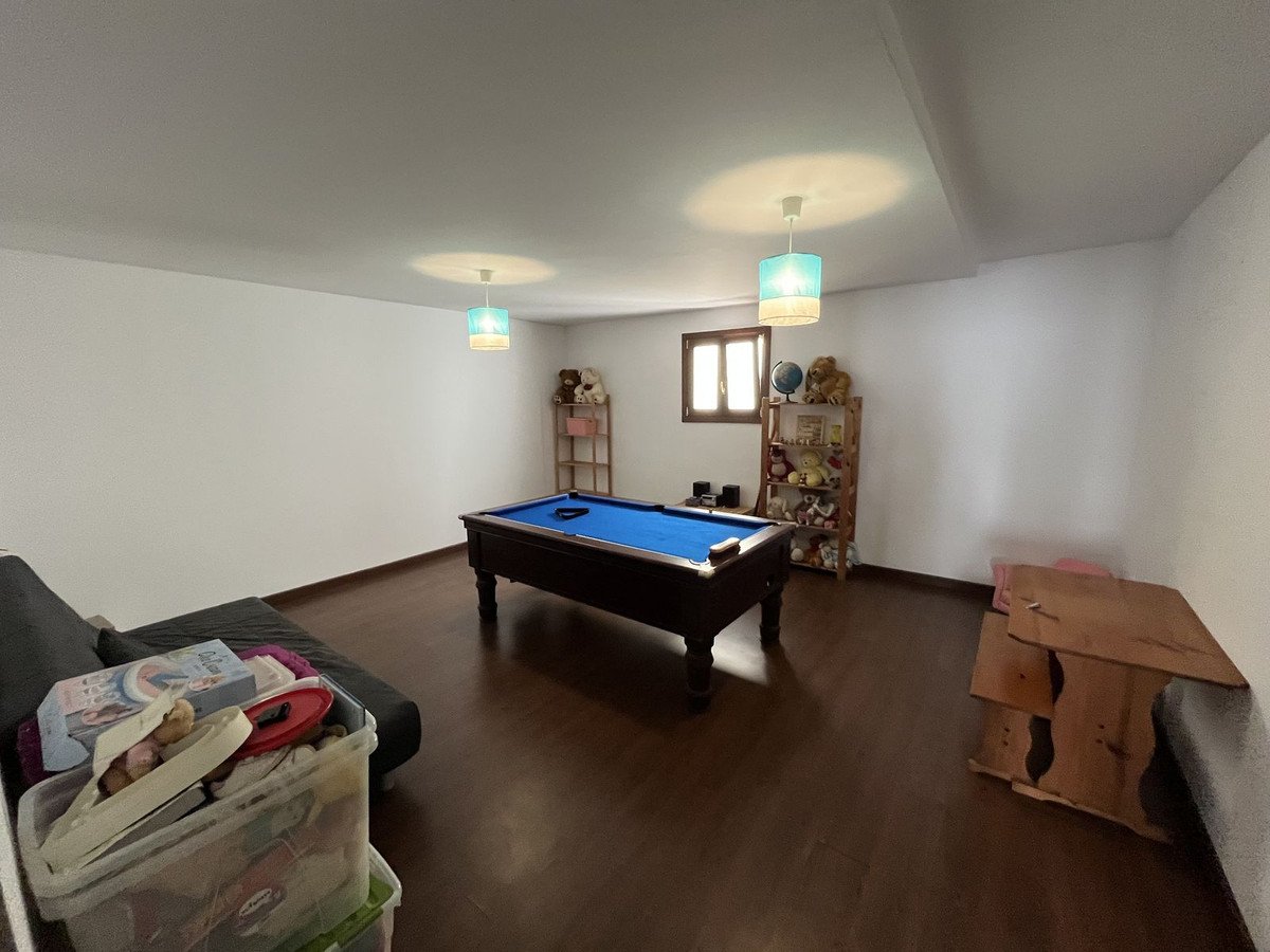 5 Bed Samostatne stojaca vila in Mijas Golf