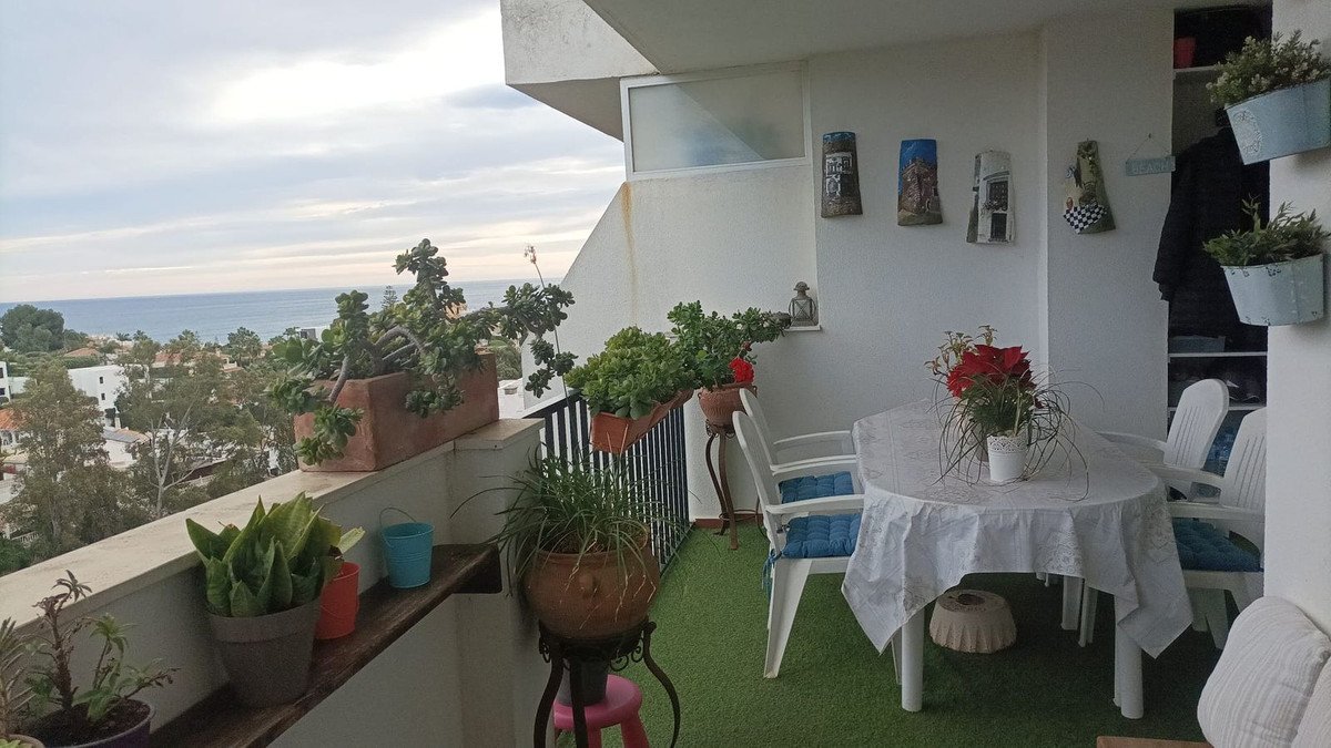 3 Bed Mellemste etage lejlighed in Miraflores