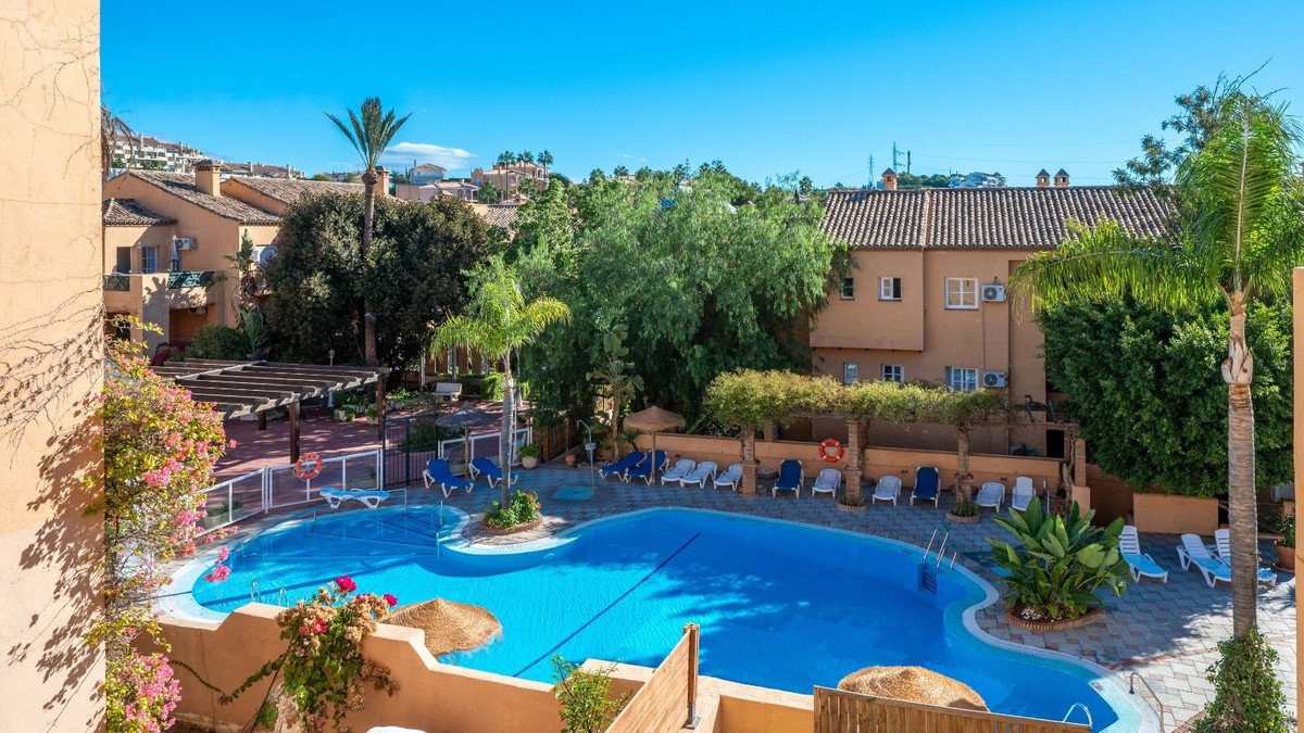2 Bed Top Floor Apartment in Riviera del Sol in Riviera del Sol, Apartment