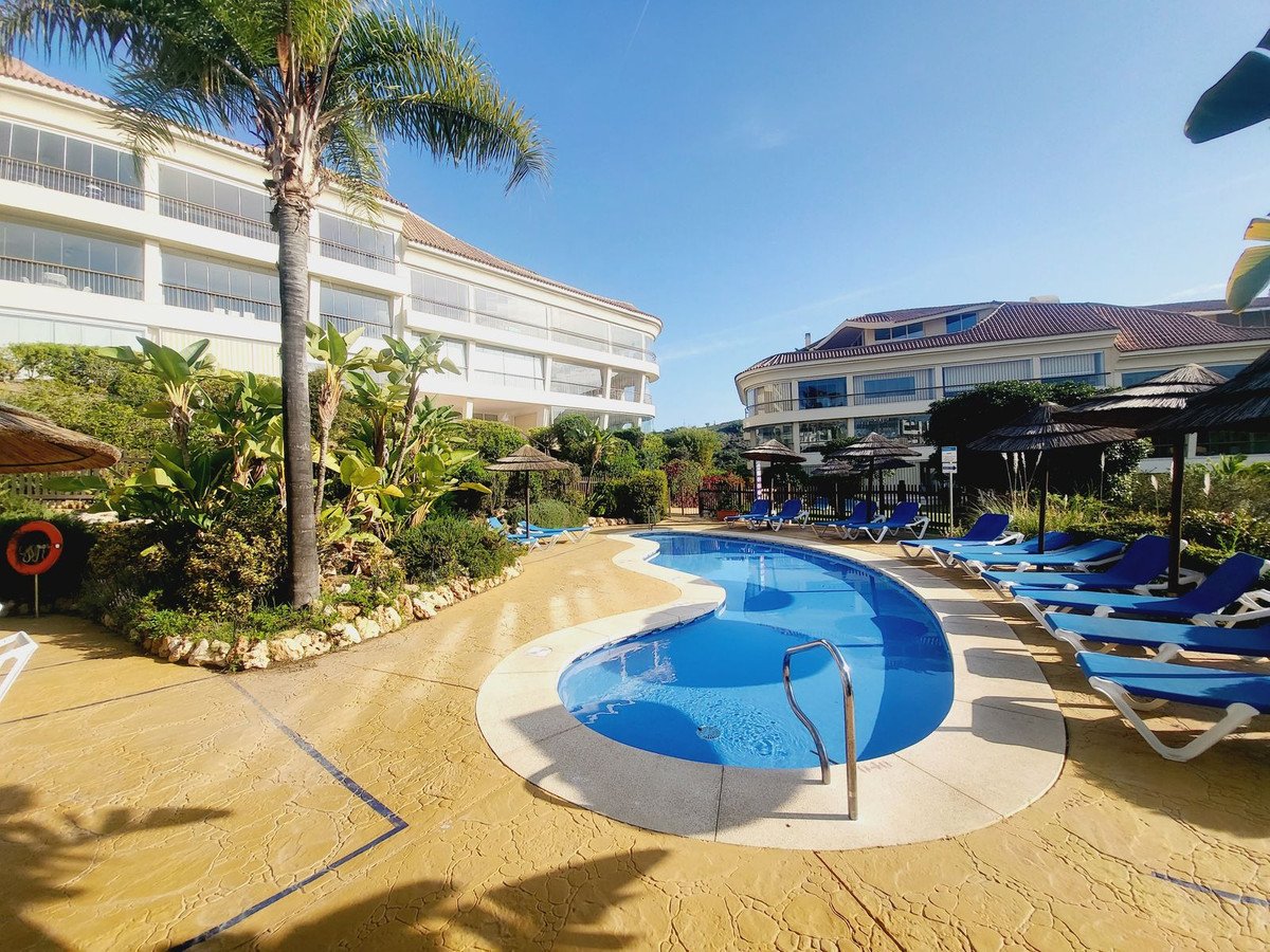 2 Bed شقة في الطابق الأرضي in Riviera del Sol في Riviera del Sol, شقة