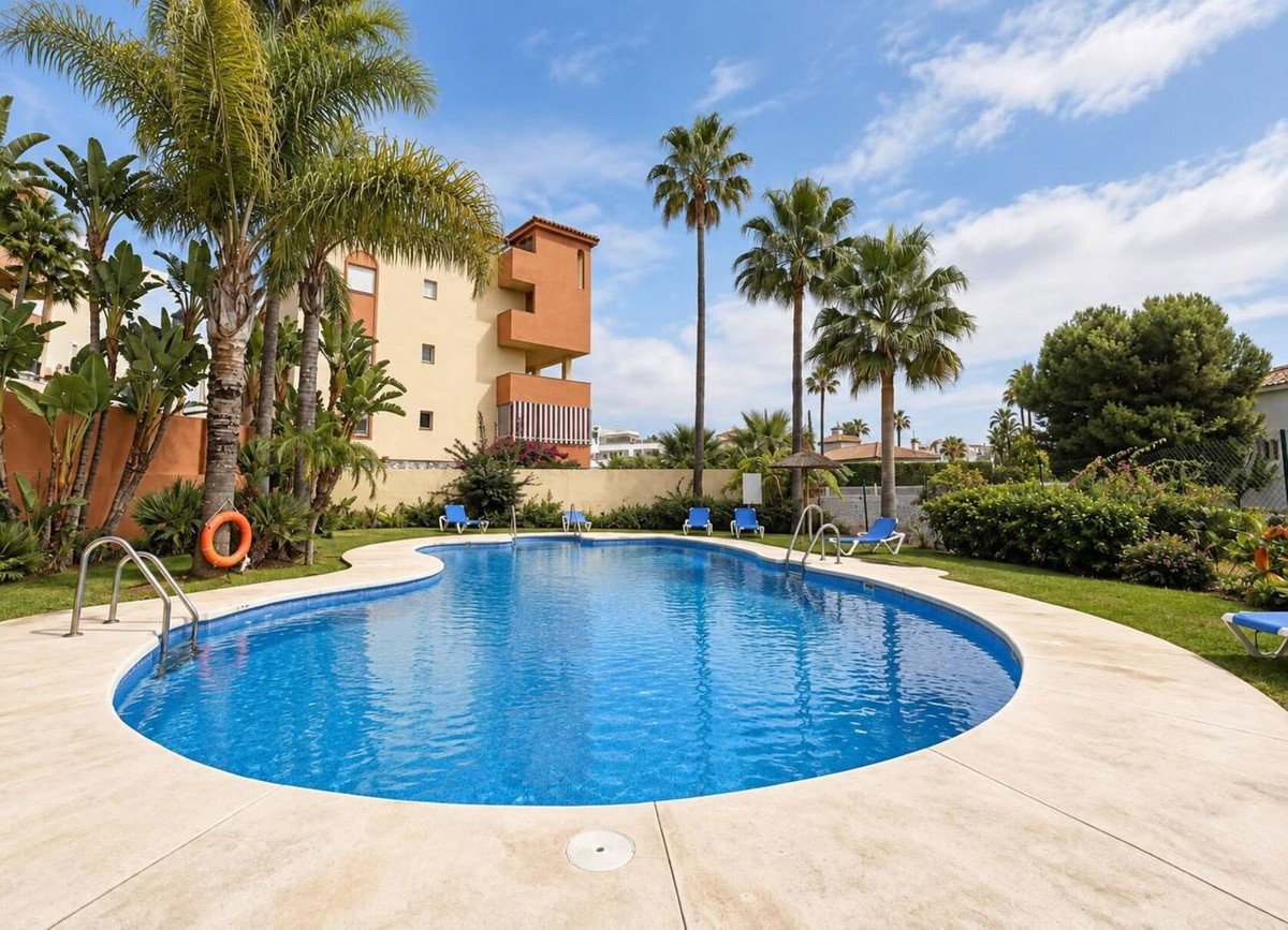 2 Bed Middle Floor Apartment in Riviera del Sol in Riviera del Sol, Apartment