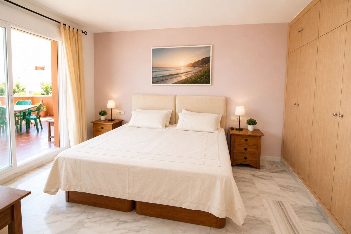 2 Bed Middle Floor Apartment in Riviera del Sol in Riviera del Sol, Apartment