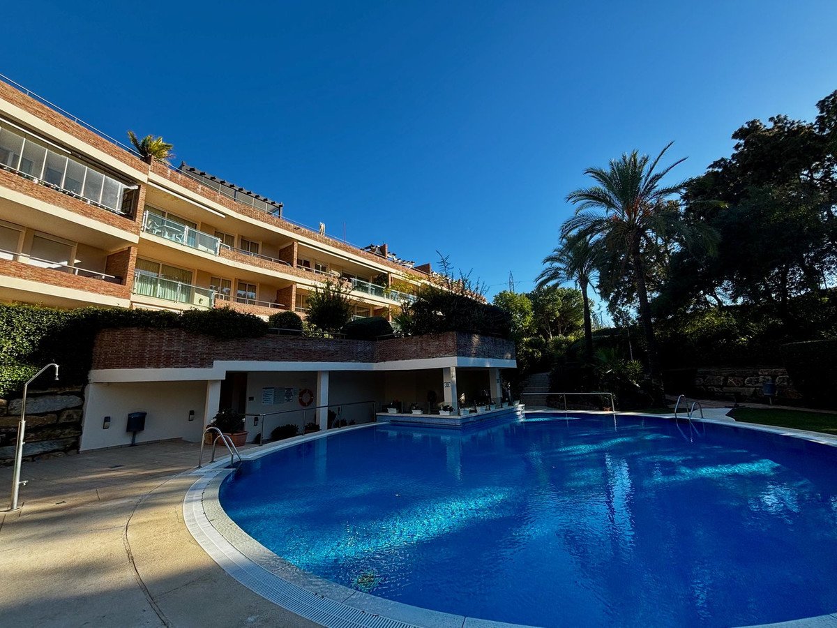 2 Bed شقة في الطابق الأرضي in Riviera del Sol في Riviera del Sol, شقة
